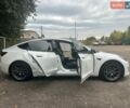 Білий Тесла Модель 3, об'ємом двигуна 0 л та пробігом 200 тис. км за 18000 $, фото 19 на Automoto.ua