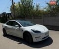 Білий Тесла Модель 3, об'ємом двигуна 0 л та пробігом 57 тис. км за 19999 $, фото 1 на Automoto.ua