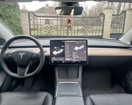 Білий Тесла Модель 3, об'ємом двигуна 0 л та пробігом 59 тис. км за 17500 $, фото 12 на Automoto.ua