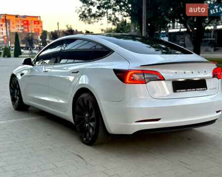 Білий Тесла Модель 3, об'ємом двигуна 0 л та пробігом 93 тис. км за 23000 $, фото 8 на Automoto.ua