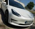 Білий Тесла Модель 3, об'ємом двигуна 0 л та пробігом 80 тис. км за 15990 $, фото 2 на Automoto.ua