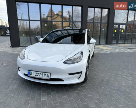 Белый Тесла Модель 3, объемом двигателя 0 л и пробегом 37 тыс. км за 19999 $, фото 7 на Automoto.ua