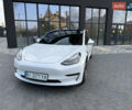 Белый Тесла Модель 3, объемом двигателя 0 л и пробегом 37 тыс. км за 19999 $, фото 7 на Automoto.ua
