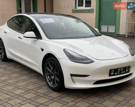 Белый Тесла Модель 3, объемом двигателя 0 л и пробегом 34 тыс. км за 18000 $, фото 22 на Automoto.ua