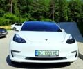Білий Тесла Модель 3, об'ємом двигуна 0 л та пробігом 52 тис. км за 22500 $, фото 1 на Automoto.ua