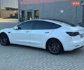 Белый Тесла Модель 3, объемом двигателя 0 л и пробегом 97 тыс. км за 17799 $, фото 6 на Automoto.ua