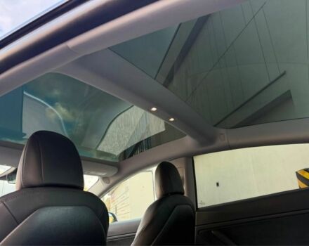 Білий Тесла Модель 3, об'ємом двигуна 0 л та пробігом 68 тис. км за 12300 $, фото 12 на Automoto.ua