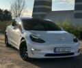 Белый Тесла Модель 3, объемом двигателя 0 л и пробегом 90 тыс. км за 22699 $, фото 2 на Automoto.ua
