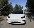 Белый Тесла Модель 3, объемом двигателя 0 л и пробегом 105 тыс. км за 17654 $, фото 1 на Automoto.ua