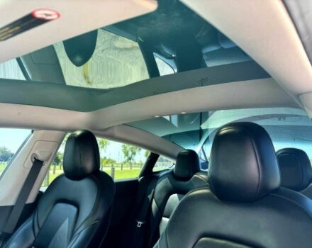 Білий Тесла Модель 3, об'ємом двигуна 0 л та пробігом 15 тис. км за 14200 $, фото 9 на Automoto.ua