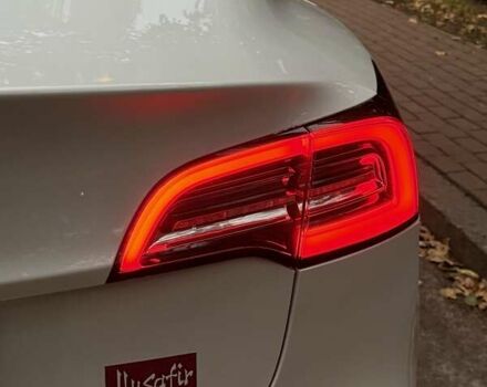 Тесла Модель 3 2021 у Києві на Automoto.ua Білий Тесла Модель 3, об'ємом двигуна 0 л та пробігом 105 тис. км за 19500 $, фото 6 на Automoto.ua