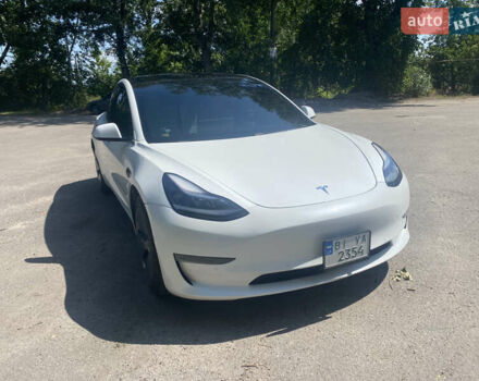 Білий Тесла Модель 3, об'ємом двигуна 0 л та пробігом 44 тис. км за 19000 $, фото 3 на Automoto.ua