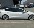 Белый Тесла Модель 3, объемом двигателя 0 л и пробегом 64 тыс. км за 20470 $, фото 3 на Automoto.ua