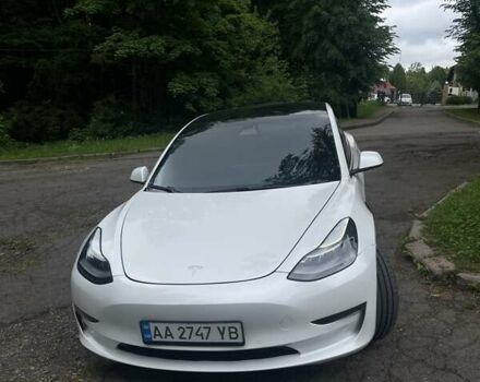 Білий Тесла Модель 3, об'ємом двигуна 0 л та пробігом 64 тис. км за 18900 $, фото 5 на Automoto.ua