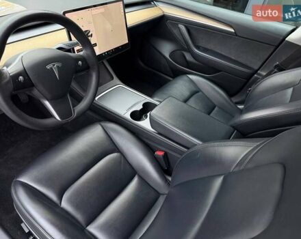 Білий Тесла Модель 3, об'ємом двигуна 0 л та пробігом 185 тис. км за 13900 $, фото 25 на Automoto.ua