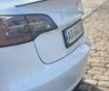 Білий Тесла Модель 3, об'ємом двигуна 0 л та пробігом 108 тис. км за 17500 $, фото 21 на Automoto.ua
