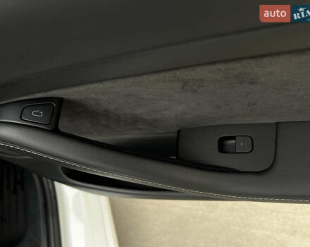 Білий Тесла Модель 3, об'ємом двигуна 0 л та пробігом 107 тис. км за 19999 $, фото 48 на Automoto.ua