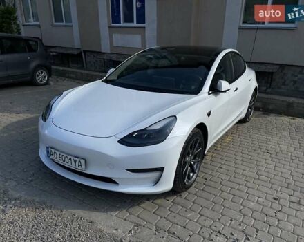 Белый Тесла Модель 3, объемом двигателя 0 л и пробегом 152 тыс. км за 20700 $, фото 3 на Automoto.ua