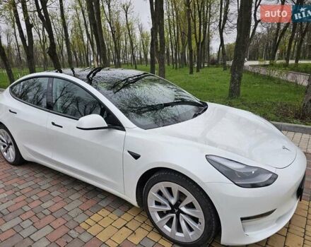 Белый Тесла Модель 3, объемом двигателя 0 л и пробегом 25 тыс. км за 29000 $, фото 11 на Automoto.ua