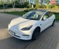 Белый Тесла Модель 3, объемом двигателя 0 л и пробегом 129 тыс. км за 17900 $, фото 3 на Automoto.ua