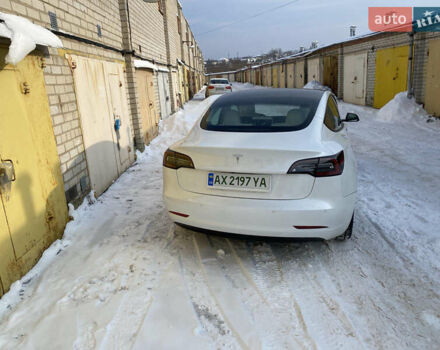 Білий Тесла Модель 3, об'ємом двигуна 0 л та пробігом 52 тис. км за 18500 $, фото 7 на Automoto.ua
