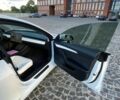 Белый Тесла Модель 3, объемом двигателя 0 л и пробегом 45 тыс. км за 18000 $, фото 8 на Automoto.ua