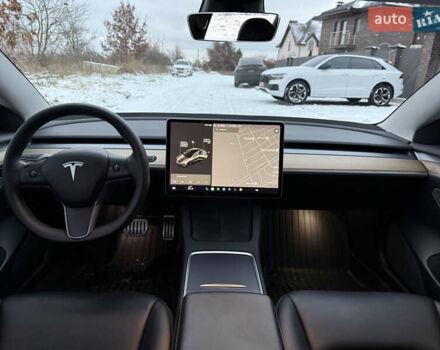 Белый Тесла Модель 3, объемом двигателя 0 л и пробегом 48 тыс. км за 22000 $, фото 13 на Automoto.ua