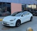 Білий Тесла Модель 3, об'ємом двигуна 0 л та пробігом 133 тис. км за 19400 $, фото 1 на Automoto.ua
