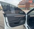 Белый Тесла Модель 3, объемом двигателя 0 л и пробегом 80 тыс. км за 20500 $, фото 17 на Automoto.ua