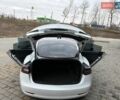 Белый Тесла Модель 3, объемом двигателя 0 л и пробегом 92 тыс. км за 19000 $, фото 11 на Automoto.ua