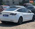 Білий Тесла Модель 3, об'ємом двигуна 0 л та пробігом 63 тис. км за 22900 $, фото 7 на Automoto.ua