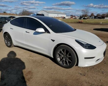 Белый Тесла Модель 3, объемом двигателя 0 л и пробегом 51 тыс. км за 5100 $, фото 3 на Automoto.ua