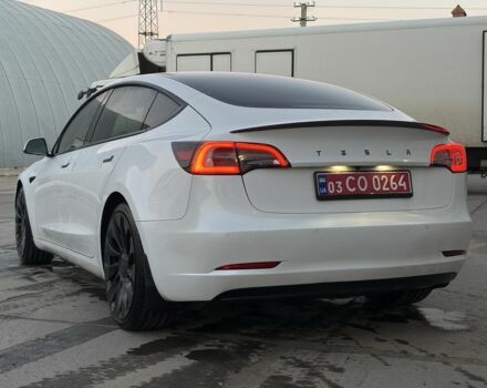 Белый Тесла Модель 3, объемом двигателя 0 л и пробегом 92 тыс. км за 21900 $, фото 3 на Automoto.ua