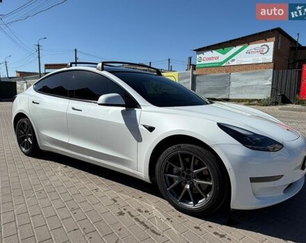 Білий Тесла Модель 3, об'ємом двигуна 0 л та пробігом 73 тис. км за 17000 $, фото 7 на Automoto.ua