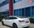 Белый Тесла Модель 3, объемом двигателя 0 л и пробегом 90 тыс. км за 13890 $, фото 4 на Automoto.ua