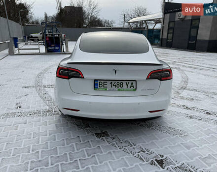 Белый Тесла Модель 3, объемом двигателя 0 л и пробегом 260 тыс. км за 19900 $, фото 5 на Automoto.ua
