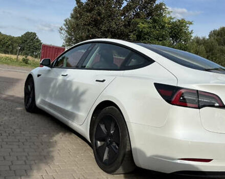 Білий Тесла Модель 3, об'ємом двигуна 0 л та пробігом 35 тис. км за 17600 $, фото 5 на Automoto.ua