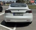 Белый Тесла Модель 3, объемом двигателя 0 л и пробегом 37 тыс. км за 22999 $, фото 3 на Automoto.ua