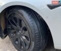 Білий Тесла Модель 3, об'ємом двигуна 0 л та пробігом 88 тис. км за 21500 $, фото 18 на Automoto.ua
