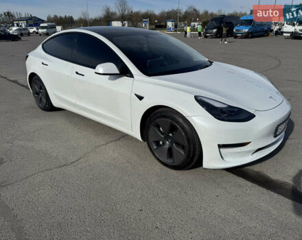 Білий Тесла Модель 3, об'ємом двигуна 0 л та пробігом 181 тис. км за 18500 $, фото 2 на Automoto.ua