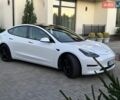 Белый Тесла Модель 3, объемом двигателя 0 л и пробегом 66 тыс. км за 18500 $, фото 6 на Automoto.ua