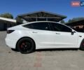 Білий Тесла Модель 3, об'ємом двигуна 0 л та пробігом 68 тис. км за 25500 $, фото 23 на Automoto.ua