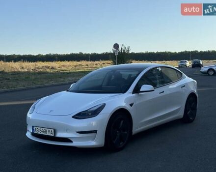 Белый Тесла Модель 3, объемом двигателя 0 л и пробегом 140 тыс. км за 19800 $, фото 3 на Automoto.ua