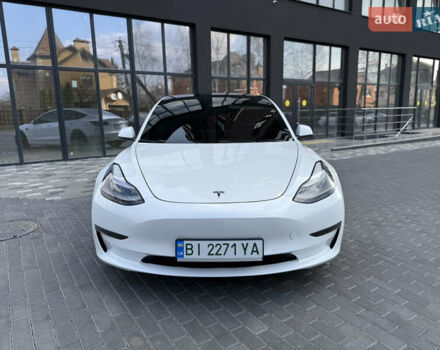 Белый Тесла Модель 3, объемом двигателя 0 л и пробегом 37 тыс. км за 19999 $, фото 3 на Automoto.ua