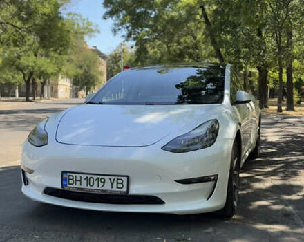 Белый Тесла Модель 3, объемом двигателя 0 л и пробегом 201 тыс. км за 17500 $, фото 1 на Automoto.ua