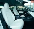 Белый Тесла Модель 3, объемом двигателя 0 л и пробегом 72 тыс. км за 20300 $, фото 45 на Automoto.ua