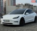 Белый Тесла Модель 3, объемом двигателя 0 л и пробегом 98 тыс. км за 21500 $, фото 1 на Automoto.ua