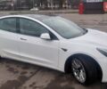 Білий Тесла Модель 3, об'ємом двигуна 0 л та пробігом 137 тис. км за 19500 $, фото 3 на Automoto.ua