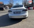 Білий Тесла Модель 3, об'ємом двигуна 0 л та пробігом 65 тис. км за 17950 $, фото 5 на Automoto.ua