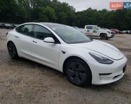 Білий Тесла Модель 3, об'ємом двигуна 0 л та пробігом 76 тис. км за 7700 $, фото 3 на Automoto.ua